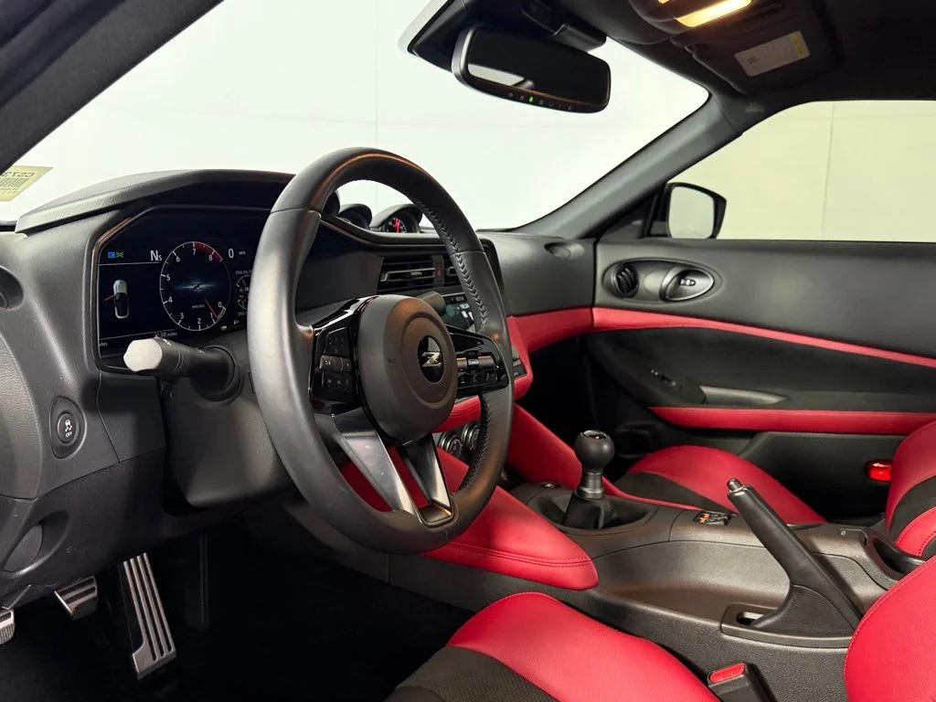 Used 2025 Gray Nissan Performance image 29