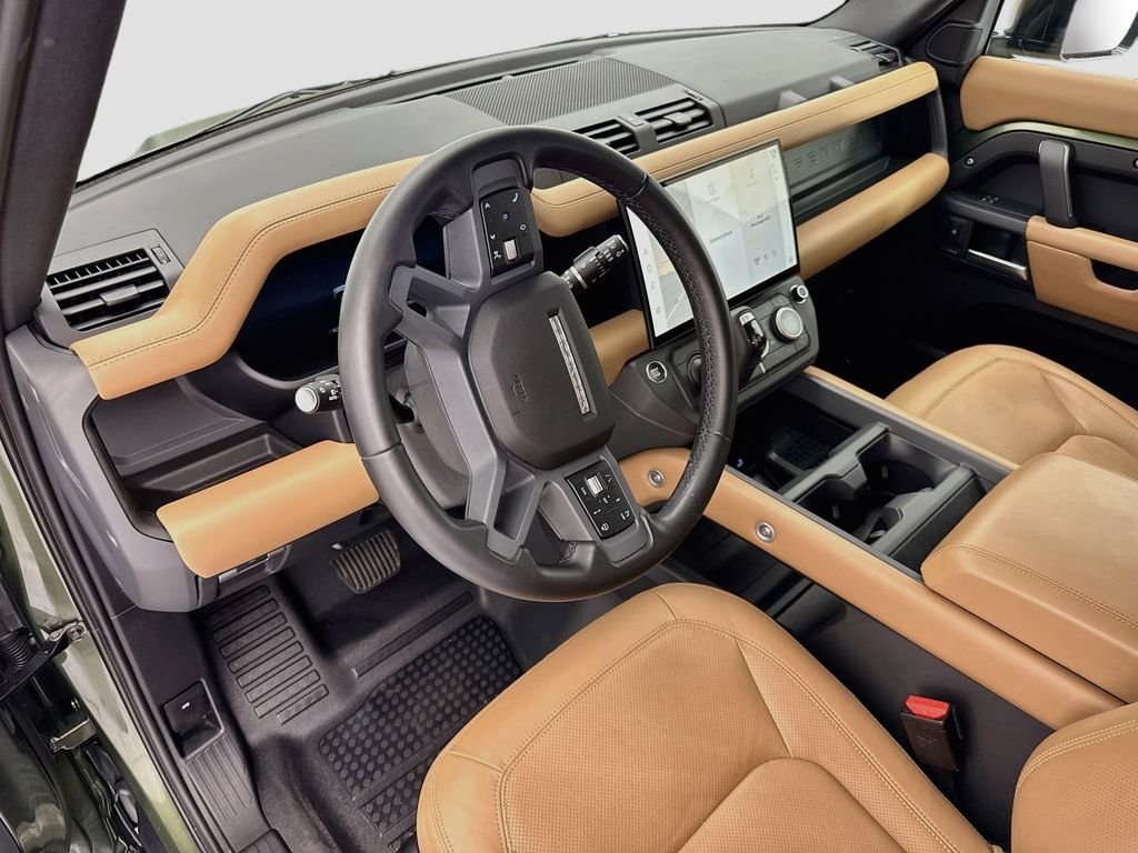 Certified Used 2026 Woolstone Green Metallic Land Rover S image 9