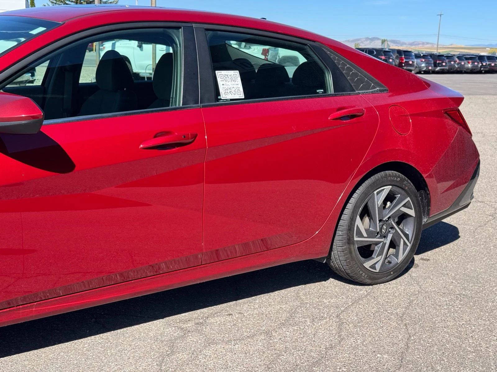 Used 2025 Red Hyundai SEL Convenience image 11