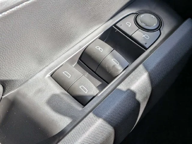 New 2026 Summit White GMC Elevation image 22