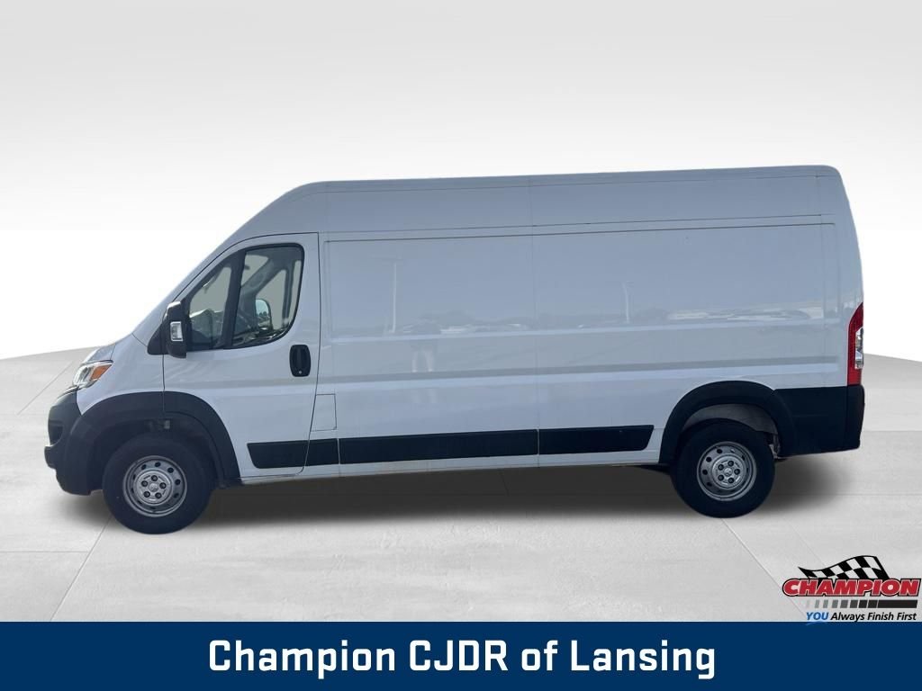 Used 2023 White Ram High Roof 159 WB image 4
