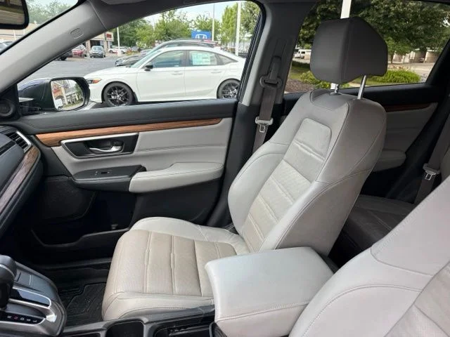 Used 2019 Obsidian Blue Pearl Honda EX-L image 10