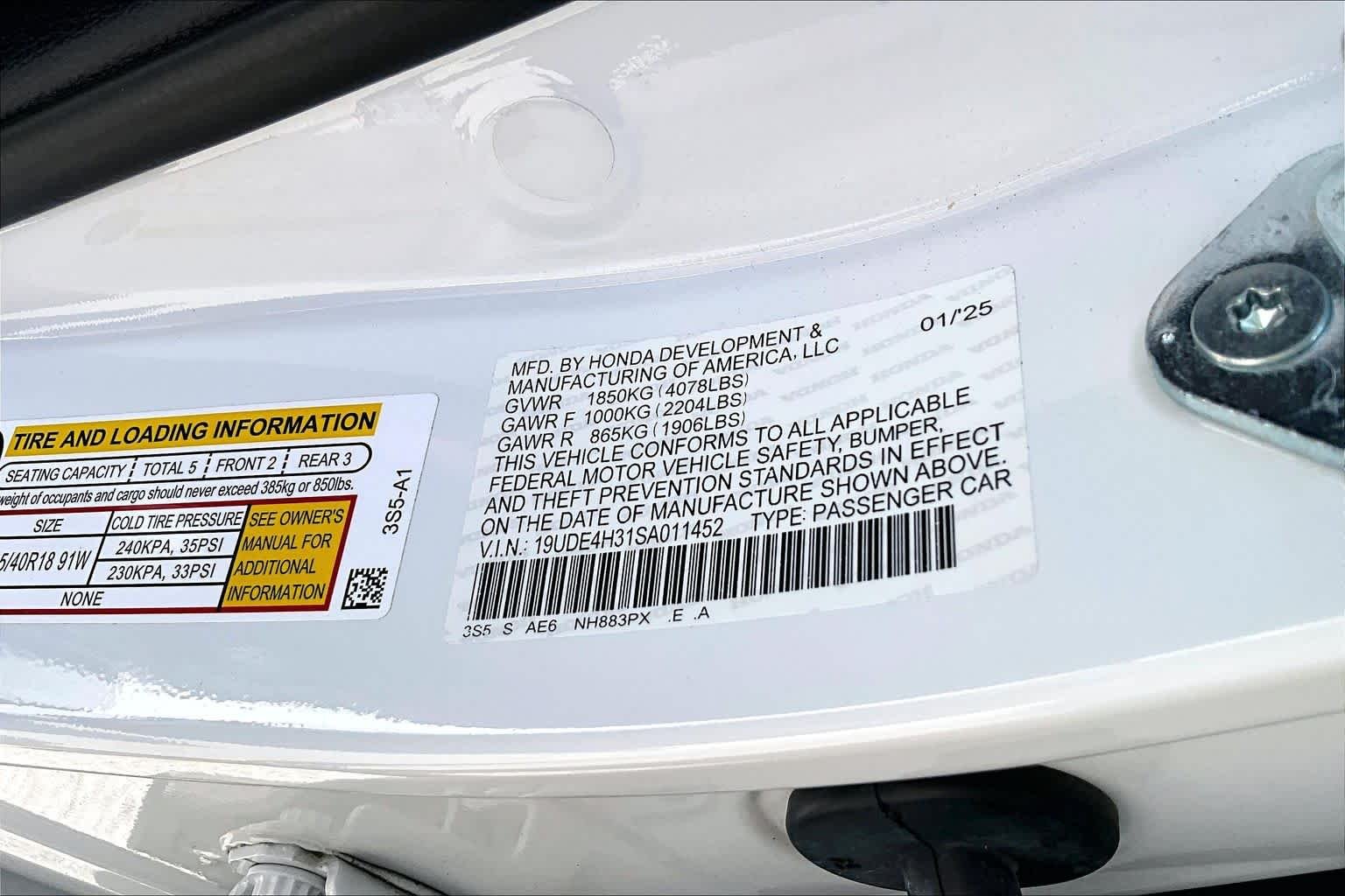 Used 2025 Platinum White Pearl Acura w/A-Spec Package image 35