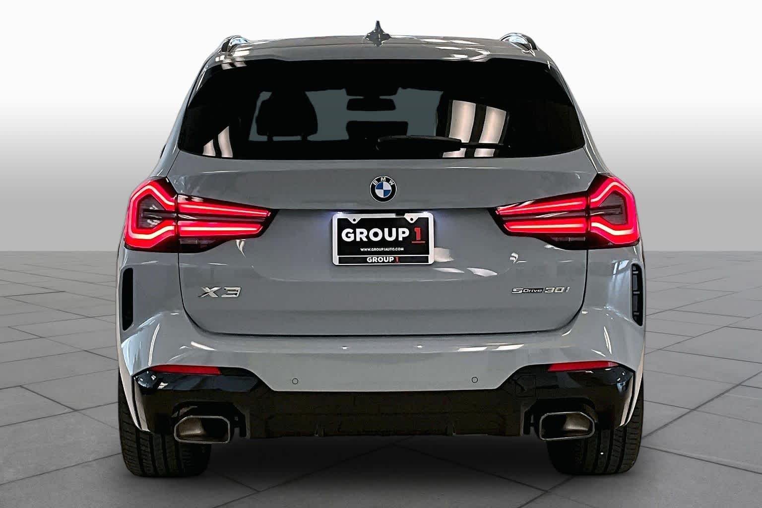 Used 2023 Brooklyn Grey Metallic BMW sDrive30i image 4