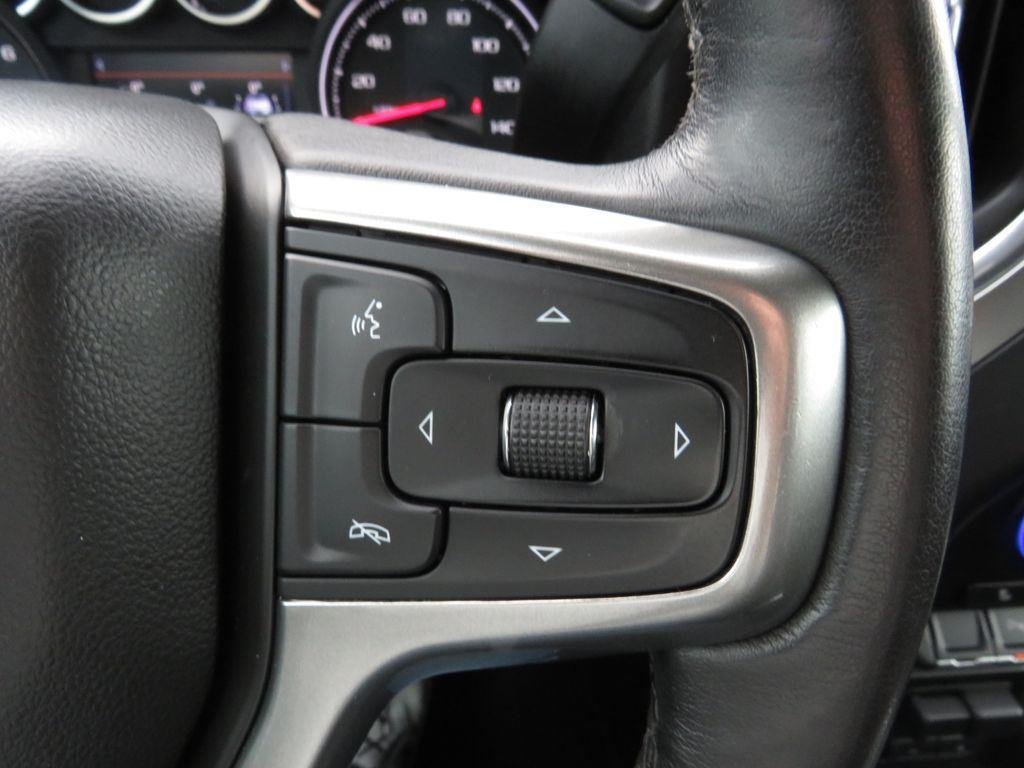 Used 2021 Red Chevrolet RST image 28