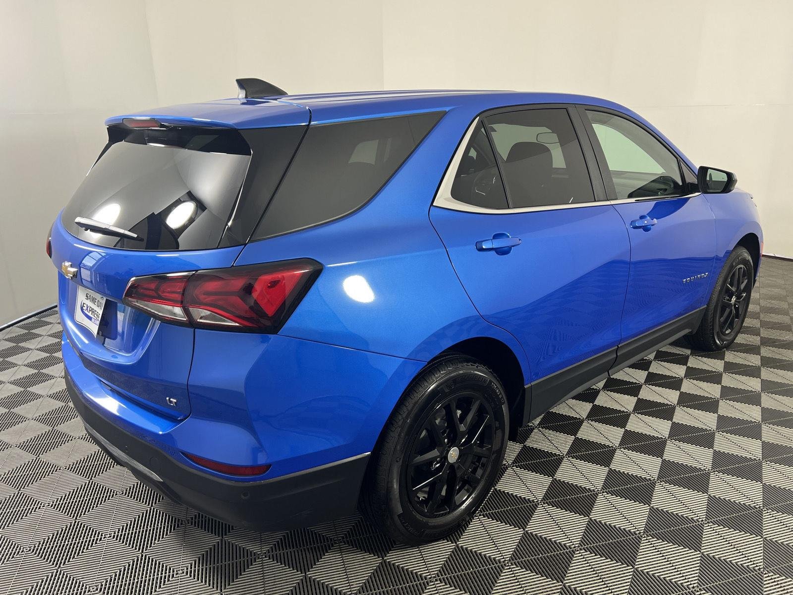Used 2024 Riptide Blue Metallic Chevrolet LT image 25