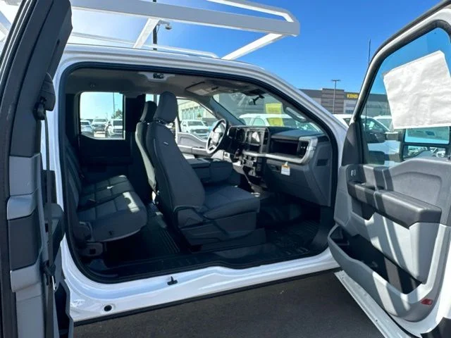New 2026 Oxford White Ford XL image 14