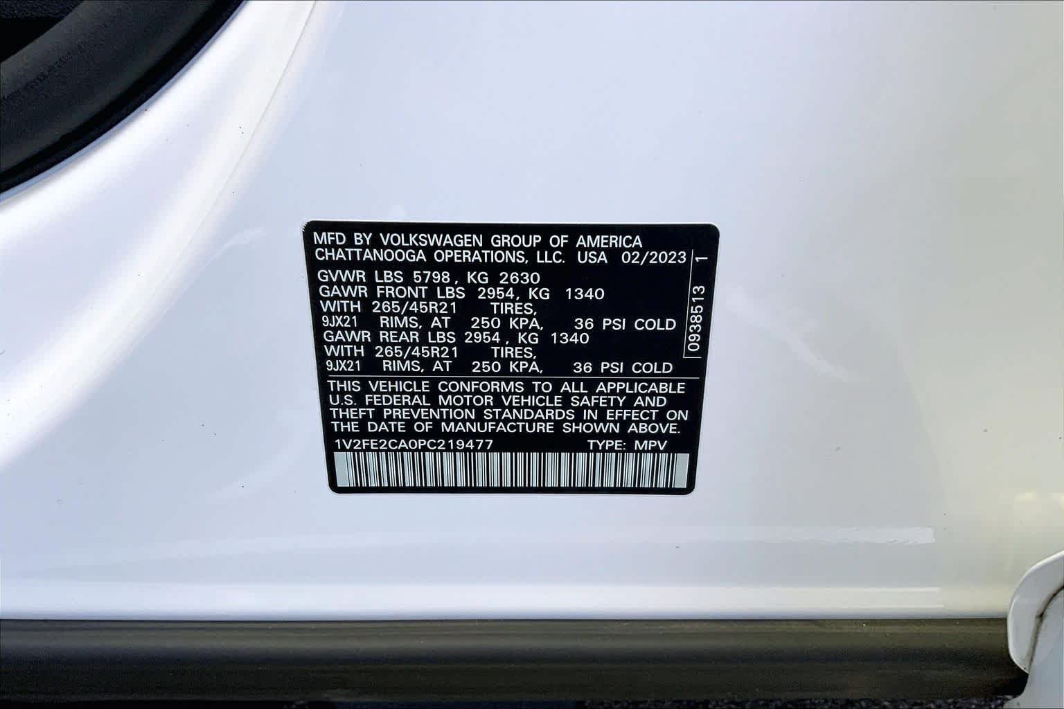 Used 2023 Opal White Pearl Volkswagen 3.6L V6 SEL Premium R-Line image 27
