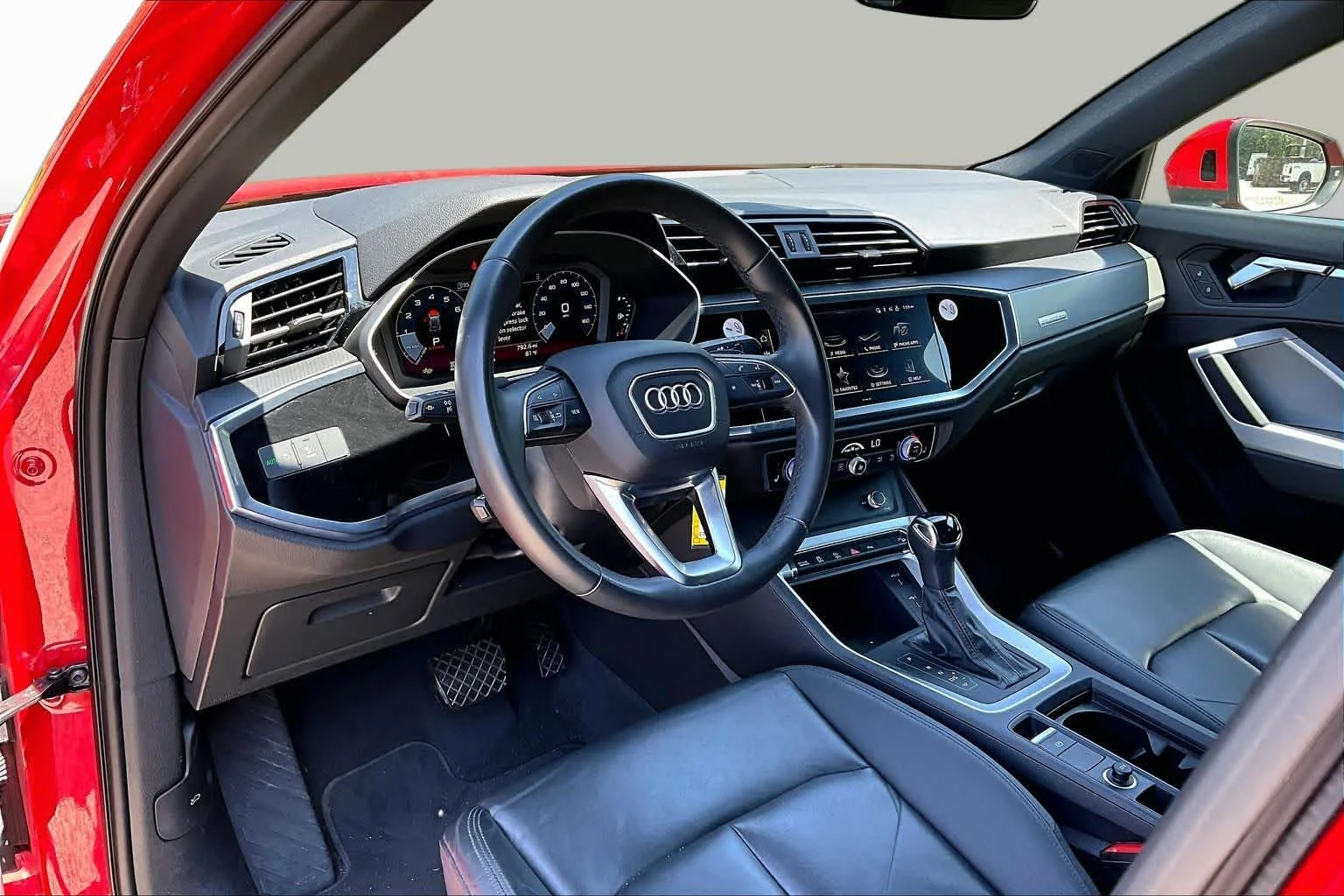 Certified Used 2025 Progressive Red Audi S line Premium image 18