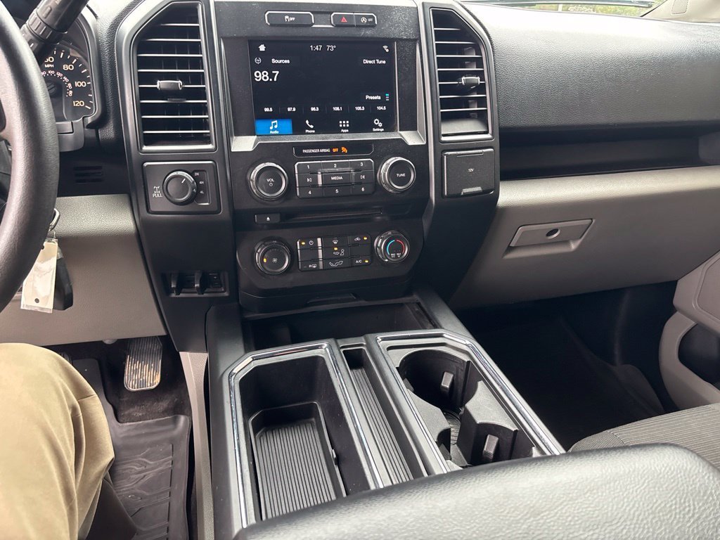 Used 2018  Ford XL image 16