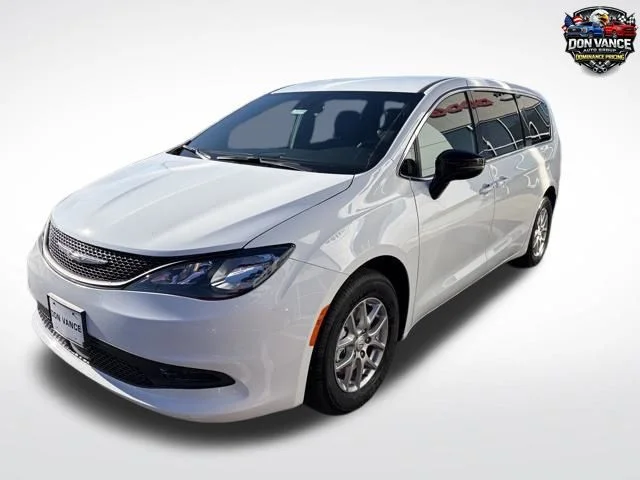 2026 Chrysler Voyager LX's photo