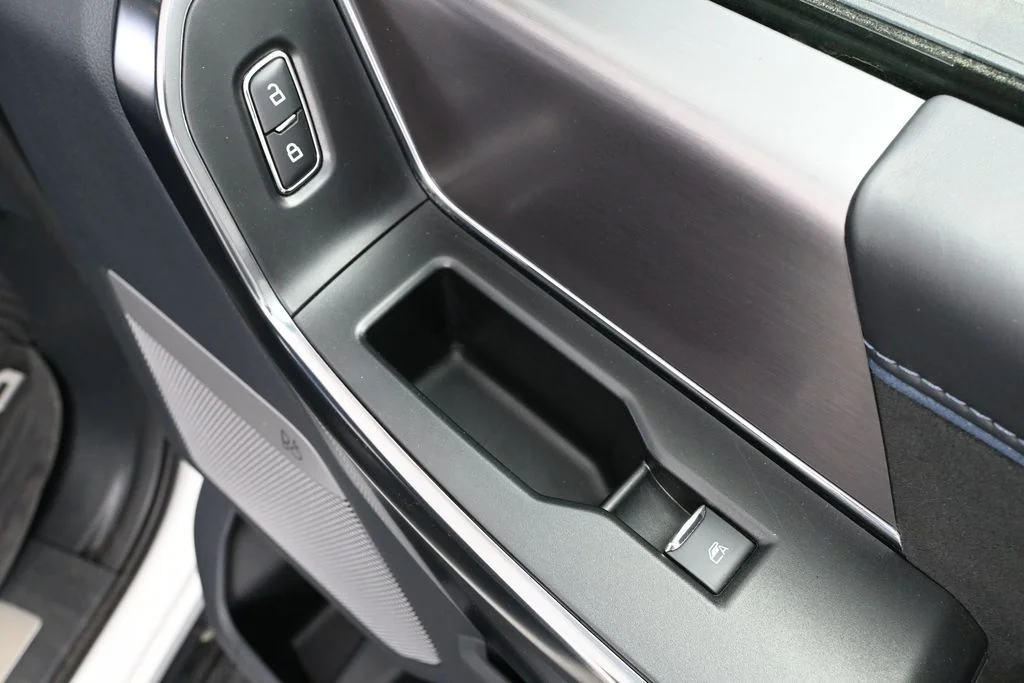 2025 Ford F-150 Platinum - Photo 47