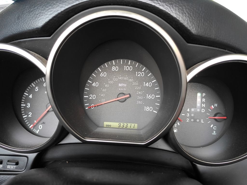 Used 2005 Silver Lexus 430 image 6