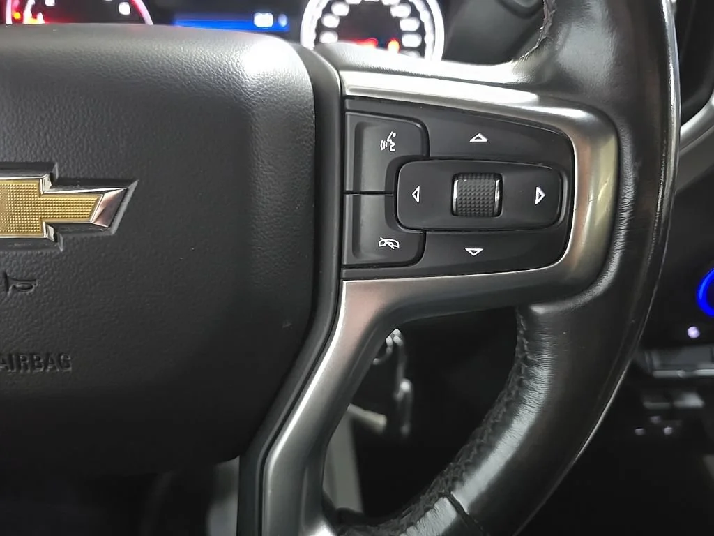 Used 2019 Silver Ice Metallic Chevrolet LT image 20
