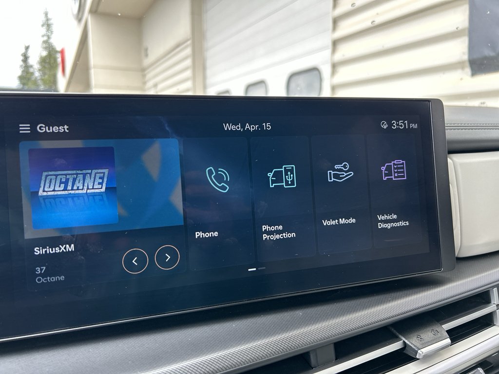 Used 2024 Grey Hyundai SEL image 19