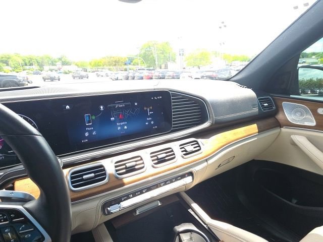 Used 2024 Gray Mercedes-Benz GLE 580 image 19