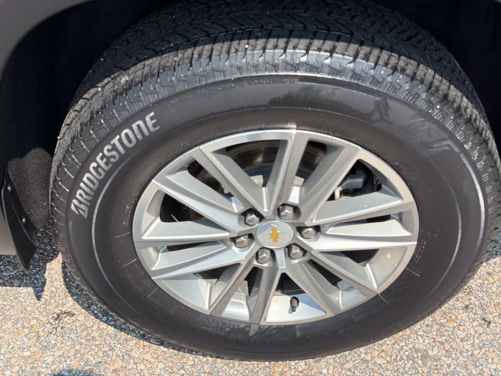 2023 Chevrolet Traverse 1LT - Photo 43