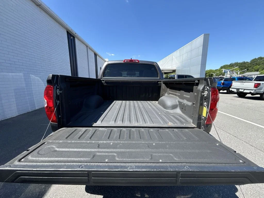 Used 2020 Gray Toyota SR5 image 20