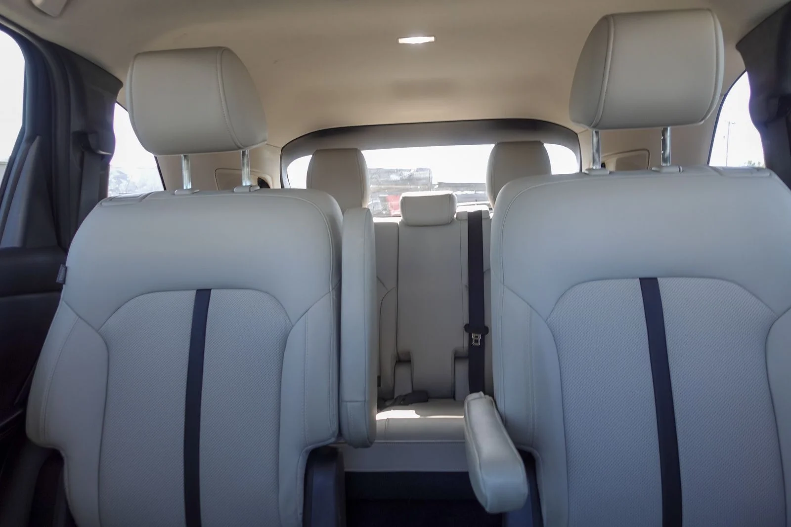Certified Used 2024 Platinum Quartz Mazda Premium image 15