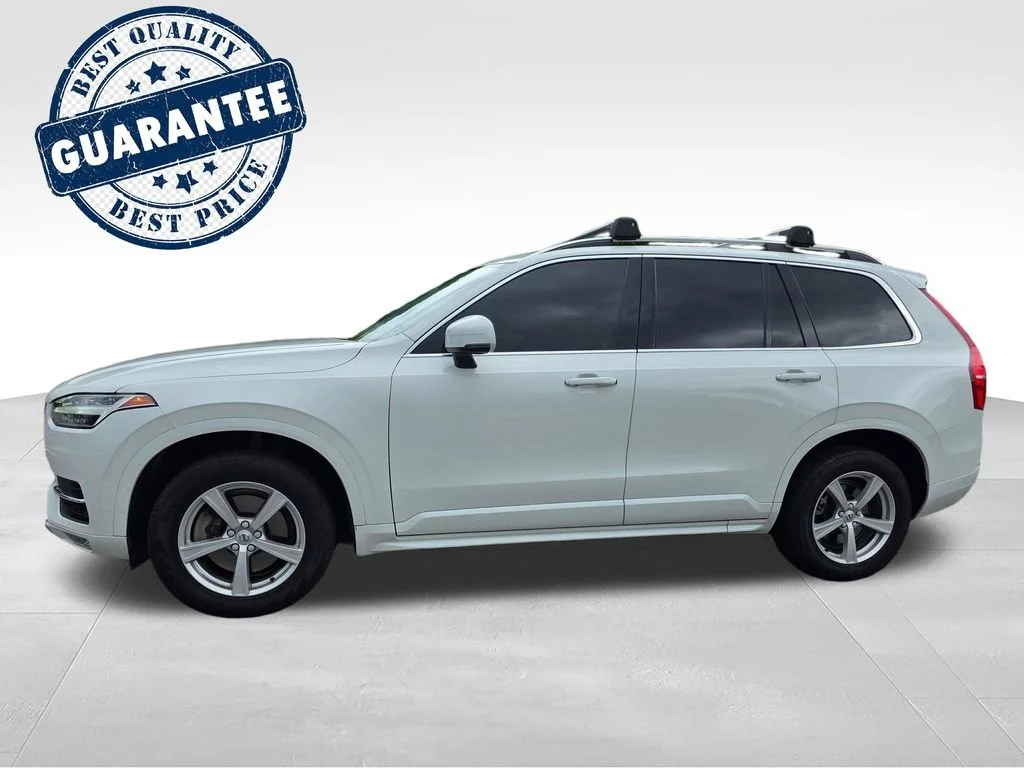 Used 2019 White Volvo T5 Momentum image 3