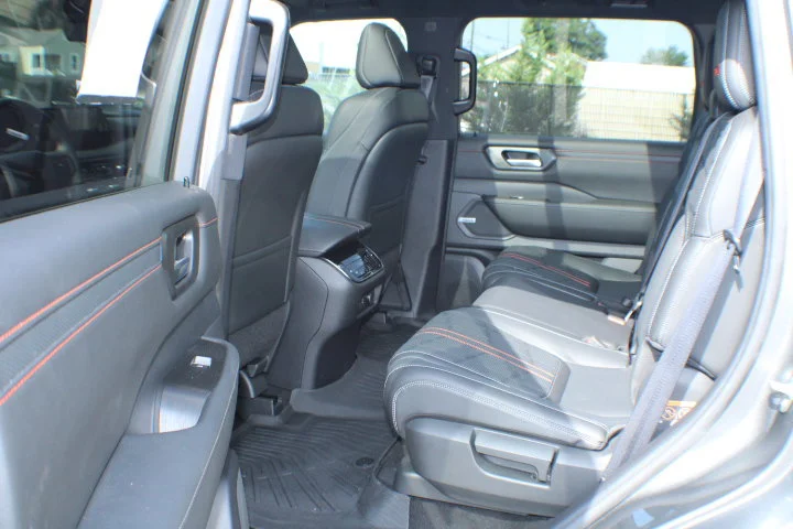 Used 2025 Gray Nissan PRO-4X 4WD image 16