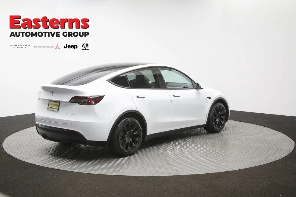 Used 2022 White Tesla Long Range image 36