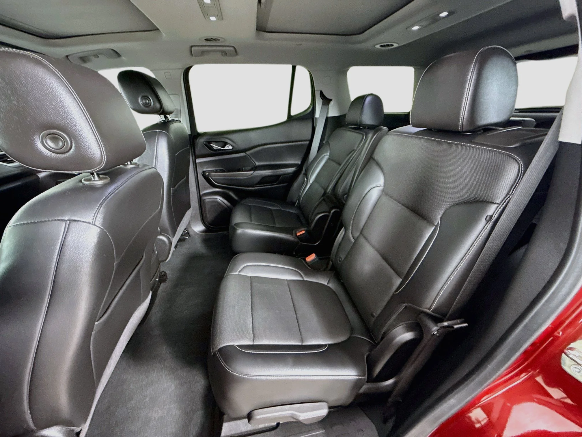Used 2023 Volcanic Red Tintcoat GMC SLT image 28