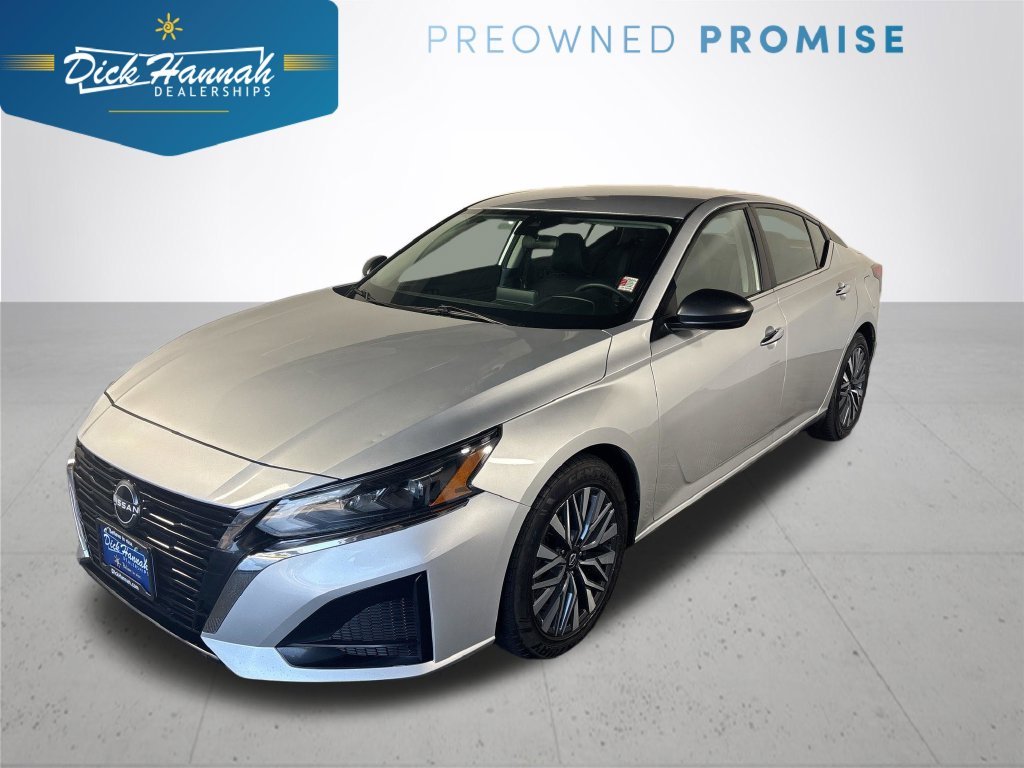Used 2024 Silver Nissan 2.5 SV image 1