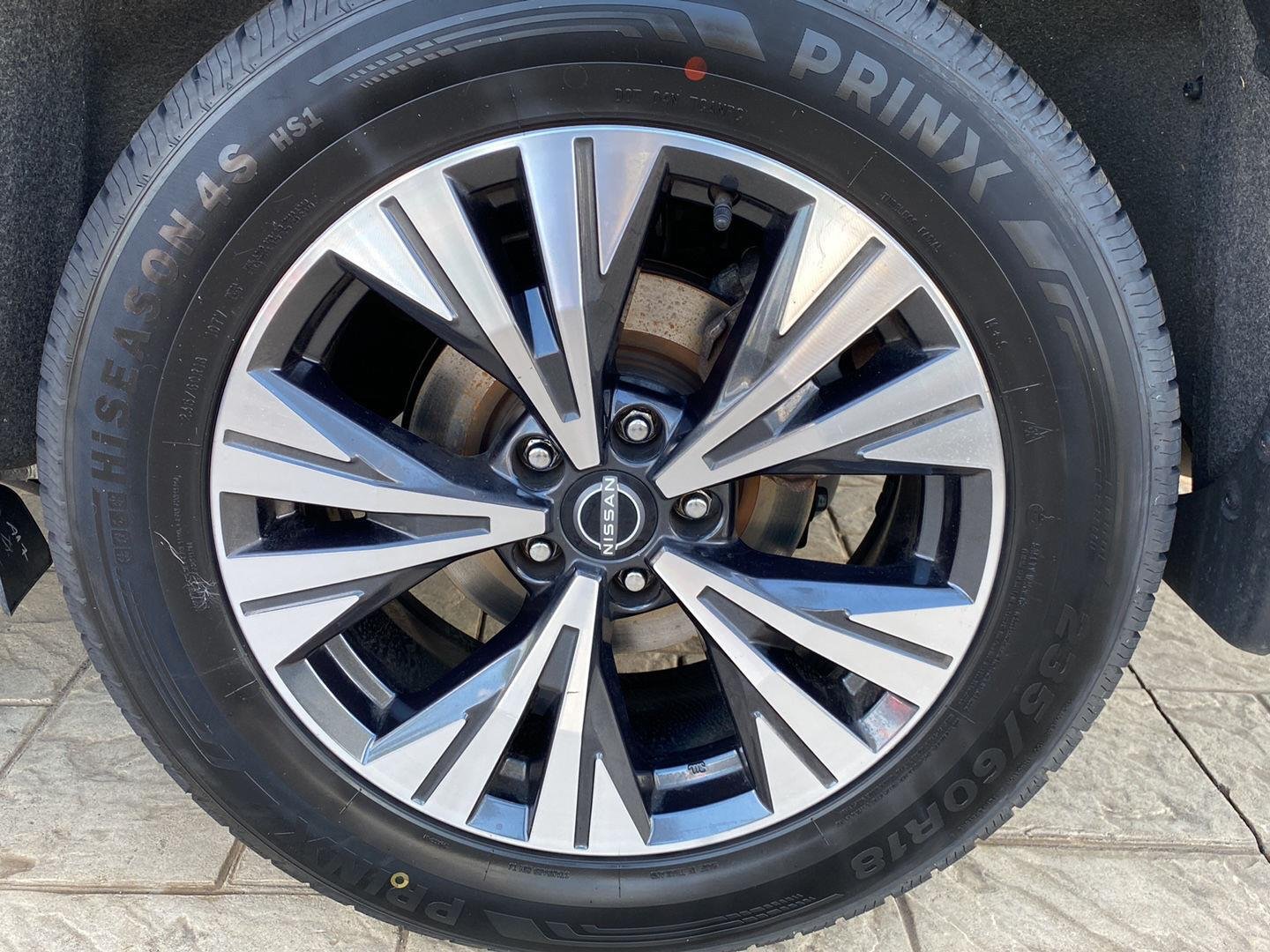 Certified Used 2023 Brilliant Silver Metallic Nissan SV image 15
