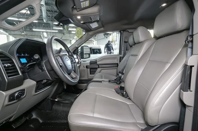 Used 2021 Silver Ford XL image 34