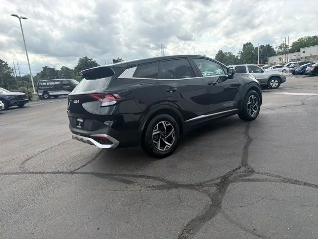 Used 2024 Black Kia LX image 9