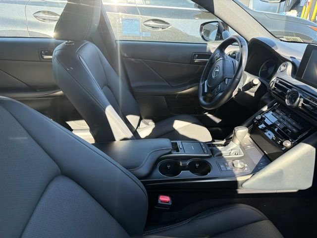 Certified Used 2025 ULTRA WHITE Lexus 300 image 3