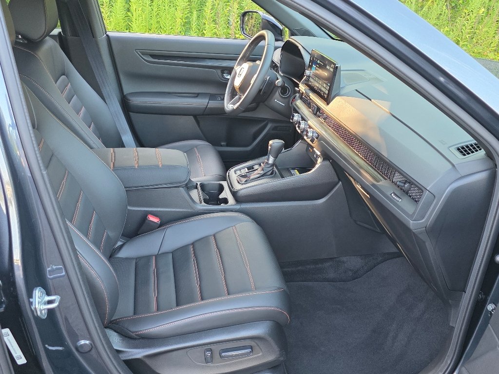 Used 2024 Canyon River Blue Metallic Honda Sport-L image 21