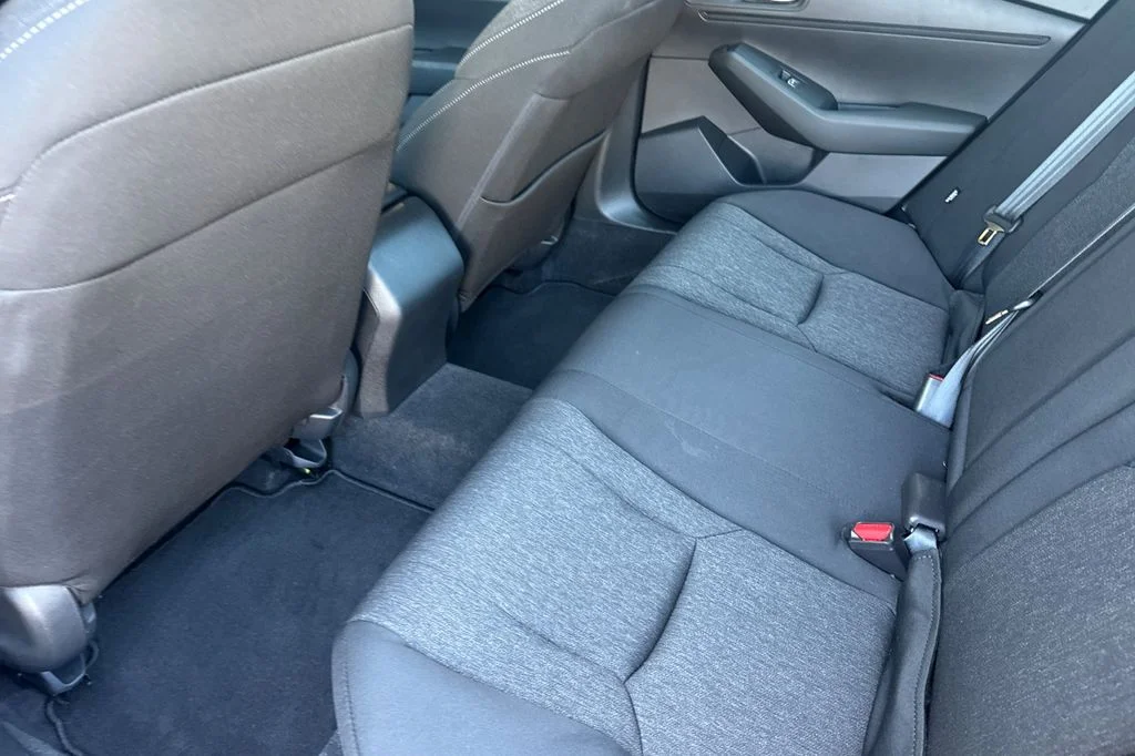 Used 2024  Honda EX image 15