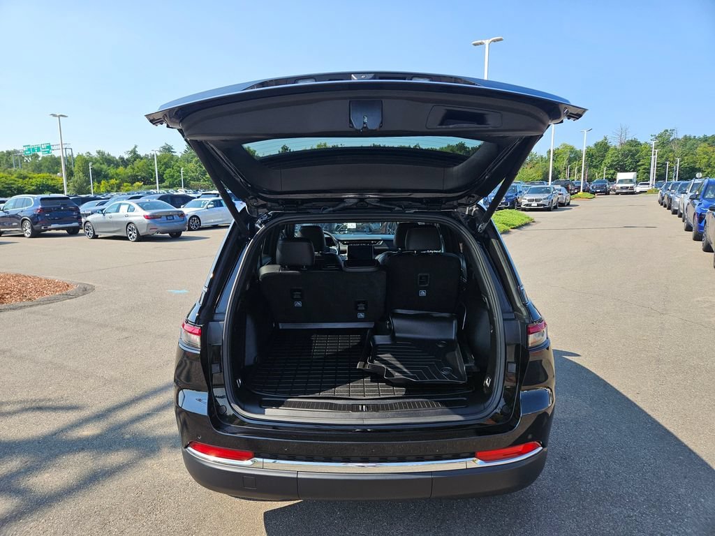 Used 2024 Black Jeep  image 16