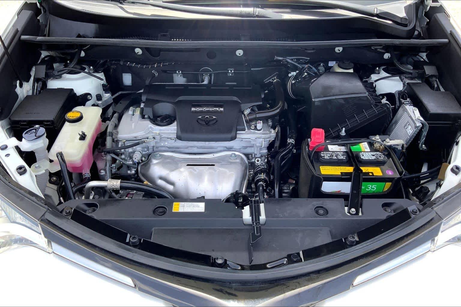 Used 2016 Super White Toyota LE image 31