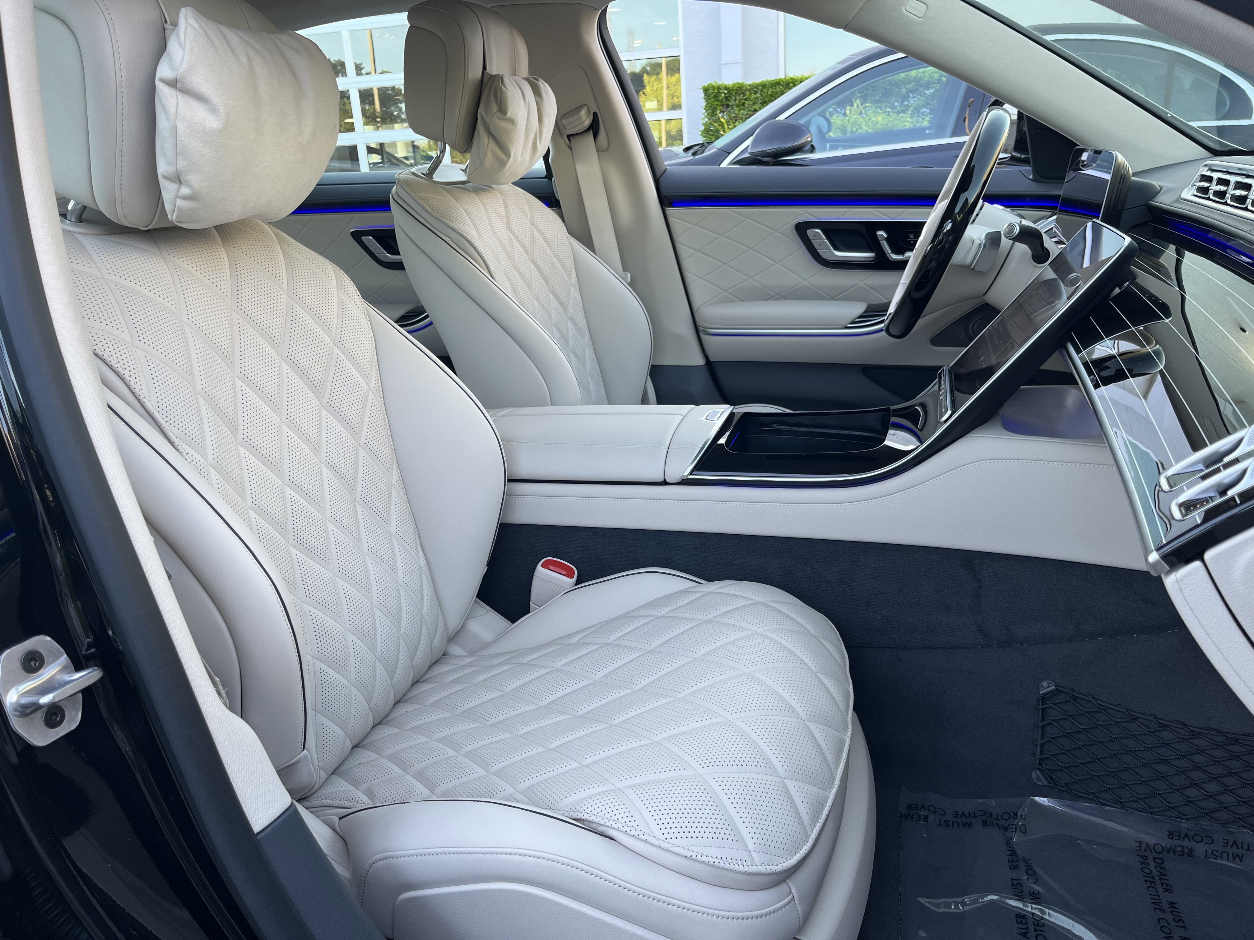 New 2026 Black Mercedes-Benz S 580e image 23