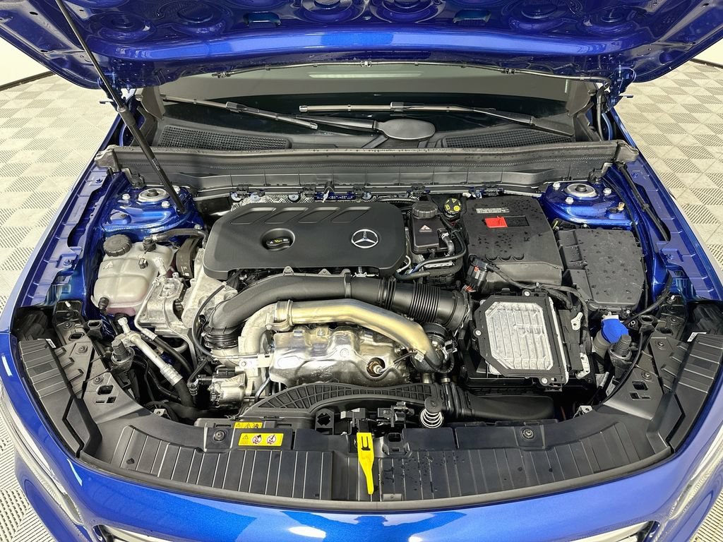 New 2026 Starling Blue Metallic Mercedes-Benz GLB 250 image 62