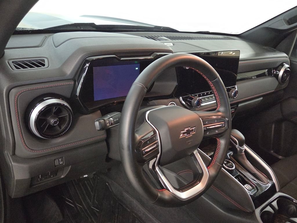 Used 2023 Black Chevrolet Z71 image 18
