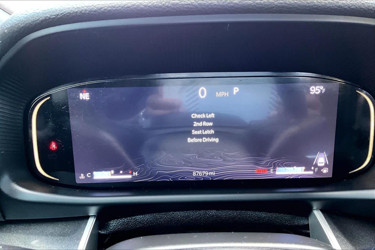 Used 2022 Diamond Black Crystal Pearlcoat Jeep Series I image 24