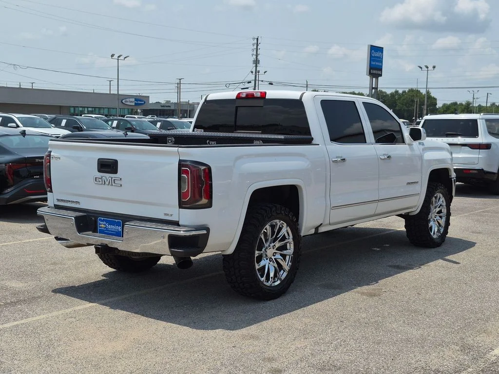 Used 2017 White GMC SLT image 5
