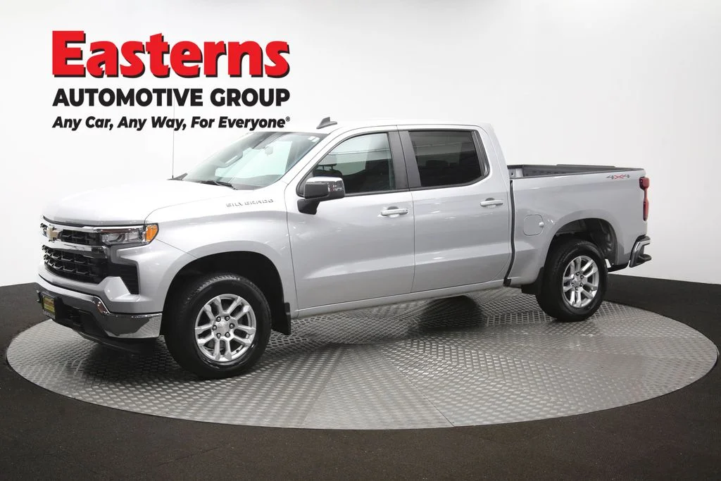 Used 2022 Silver Chevrolet LT image 59