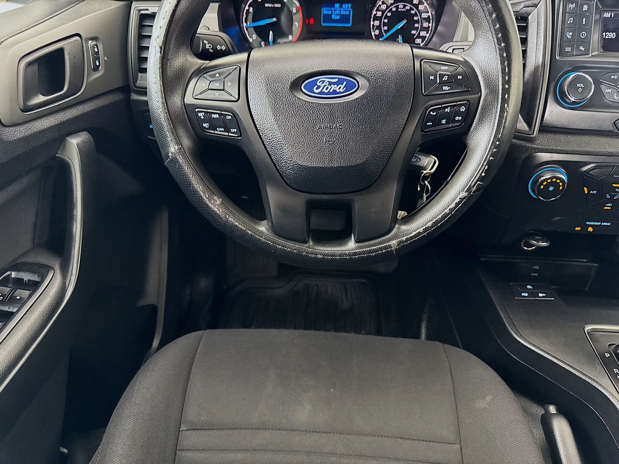 Used 2020 Black Ford XL image 23