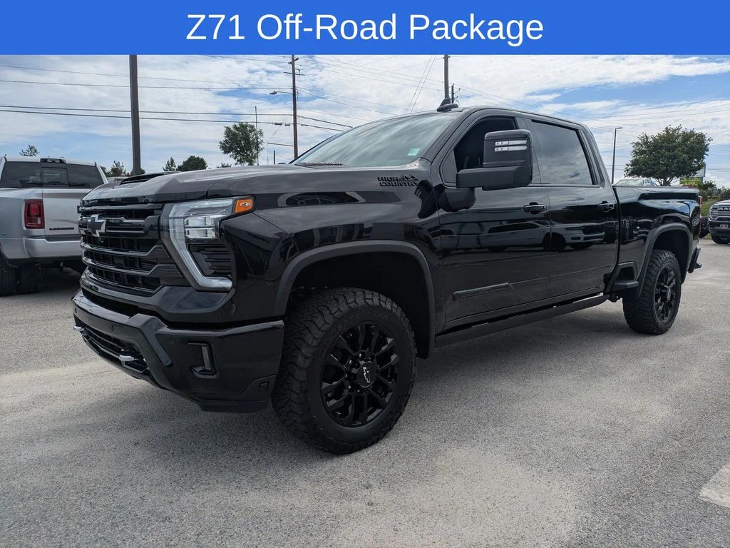 Used 2025 Black Chevrolet High Country image 8