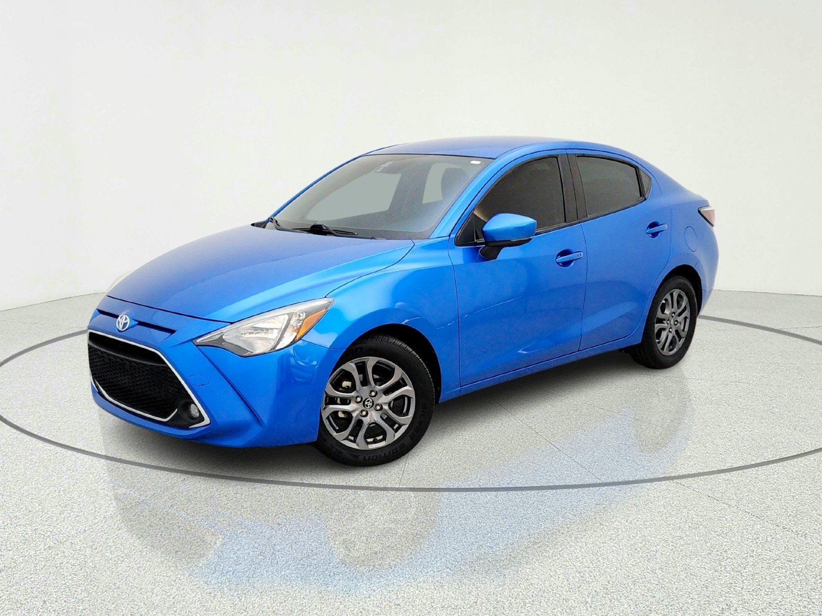 2019 Toyota Yaris LE AT's photo