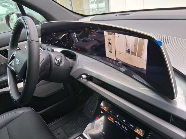 2026 Cadillac VISTIQ Sport - Photo 15