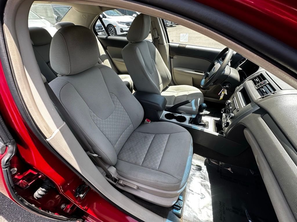 Used 2010 Red Candy Metallic Tinted Clearcoat Ford SE image 12