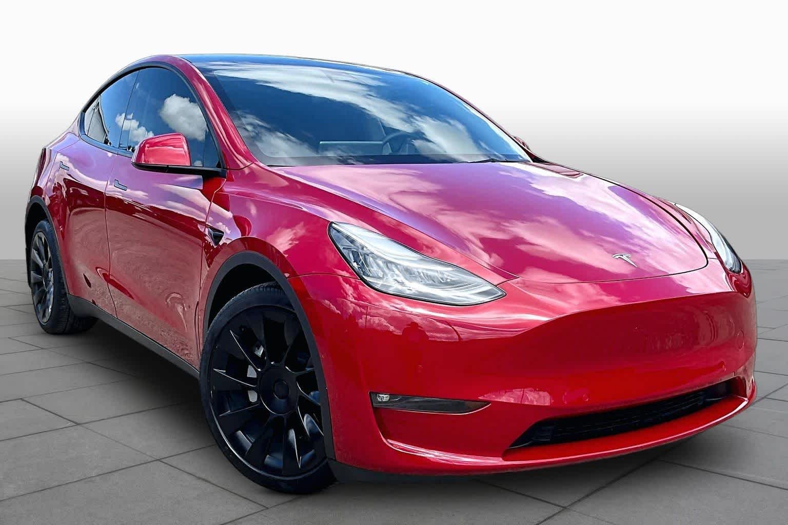 Used 2022 Tesla Model Y Long Range with VIN 7SAYGDEE4NF365934 for sale in Austin, TX
