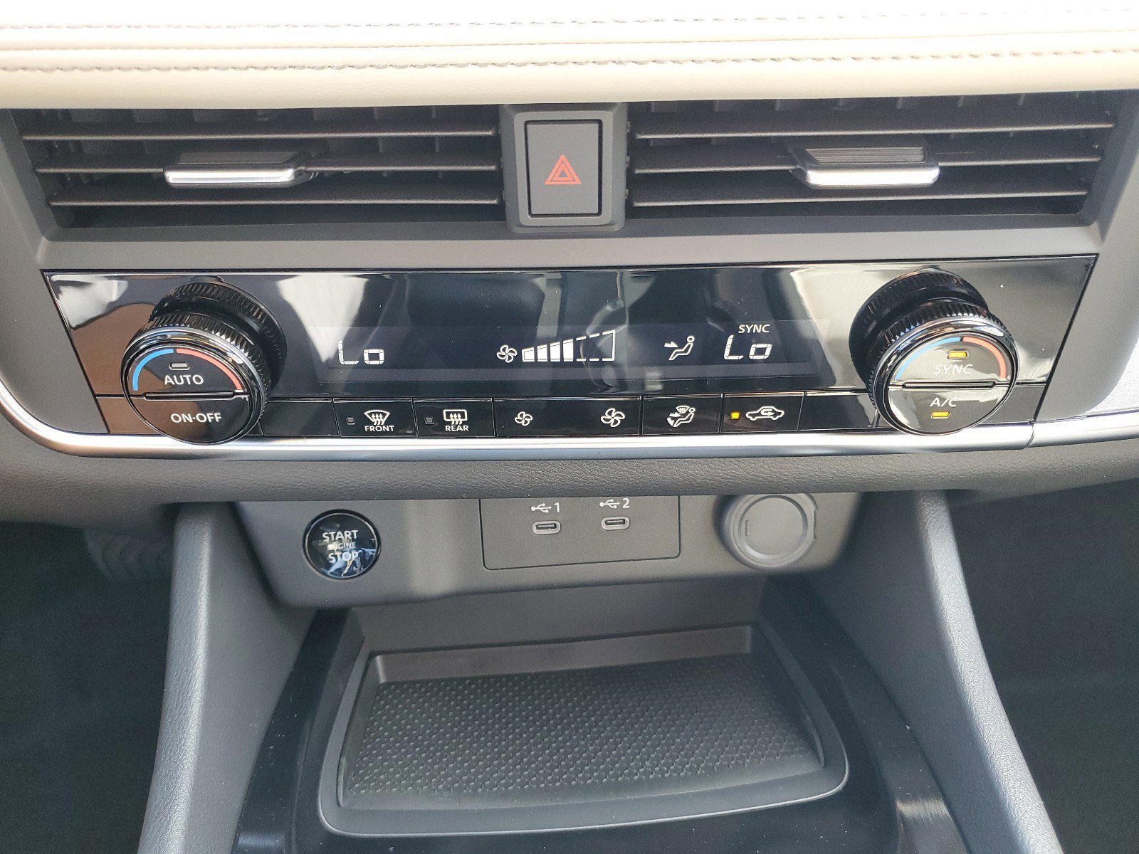 2025 Nissan Rogue SV - Photo 20