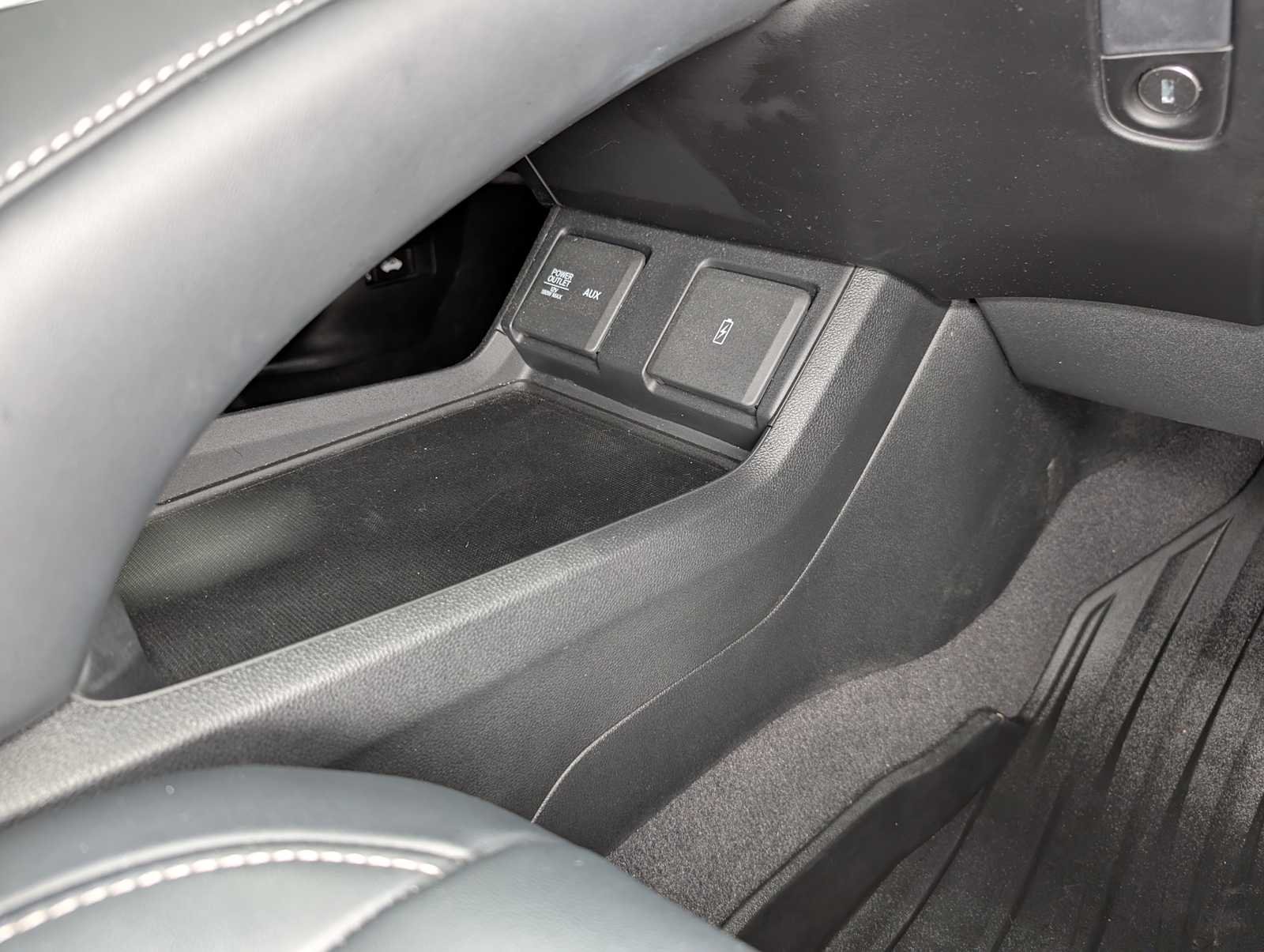 Used 2019 Gunmetal Metallic Acura w/Technology Pkg image 46